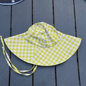 BAGGU Bright Green and Pink Checkered Soft Sun Hat